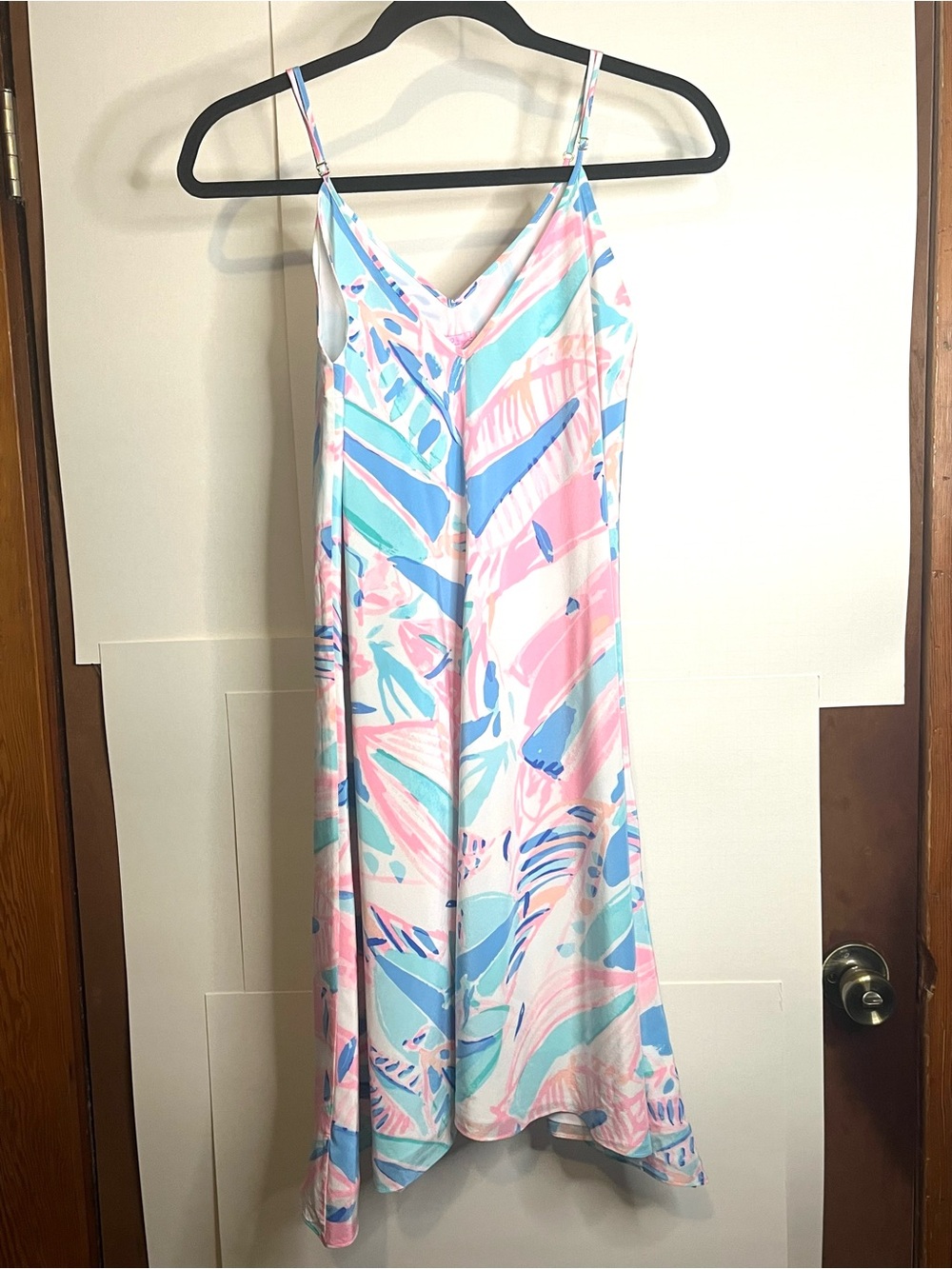 Lilly Pulitzer Women’s M “Clara” Pastel Tropical Print Silk Slip Dress